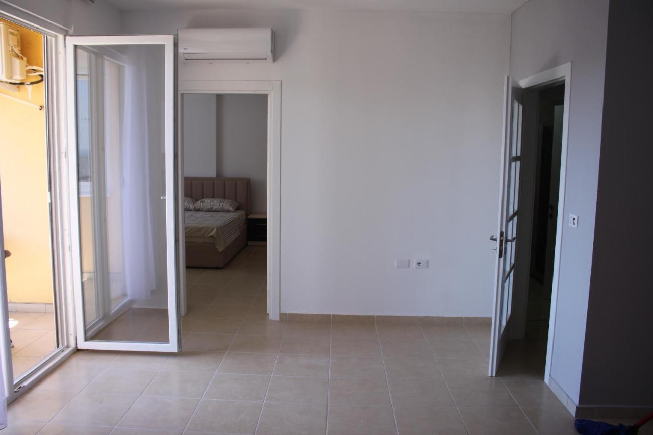 Everest Apartments Shëngjin Zewnętrze zdjęcie